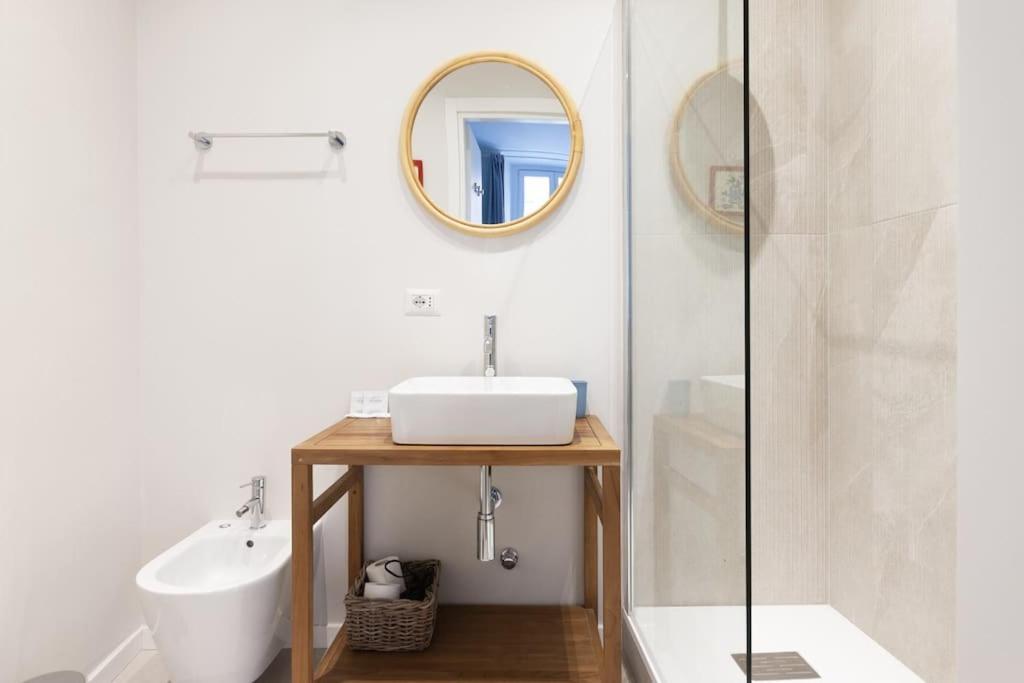 Youhosty - Ticinese Suite 1 Milano Exterior foto